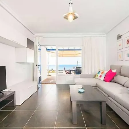 Puerto Del Carmen Sleeps 6 Wifi Апартаменты *