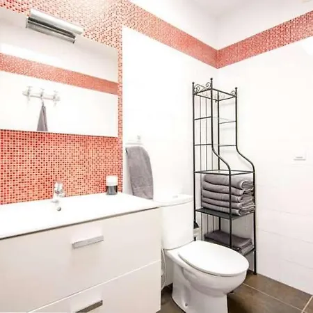 Puerto Del Carmen Sleeps 6 Wifi *