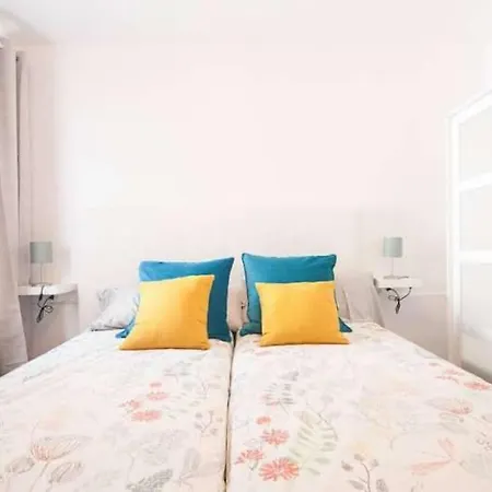Puerto Del Carmen Sleeps 6 Wifi Apartmán